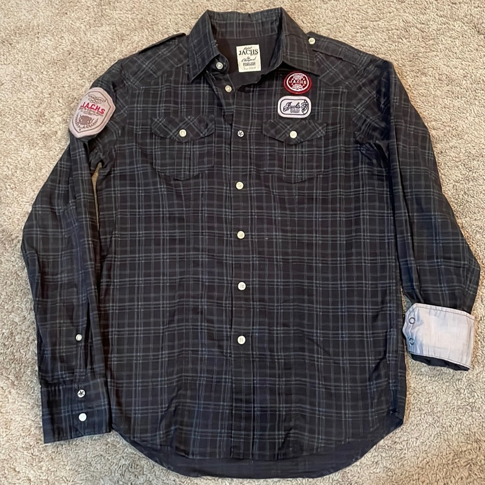 Beautiful Stylish Unique Jachs Button Up Shirt with Decorative Soft Felt Patches